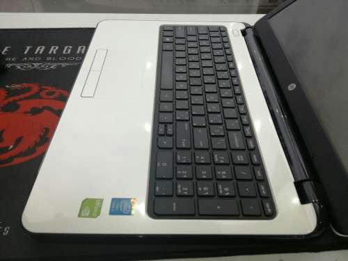*GAMING SPEC*Beautiful Pearl White*HP 15*i7-4510U*8GB RAM*1000GB HDD*NVIDIA GEFORCE*DVD*HD DISPLAY*